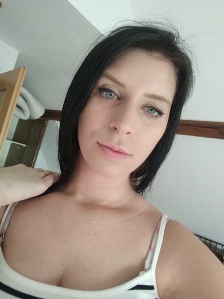 Nina Neu