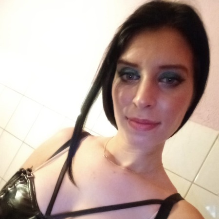 Nina Neu