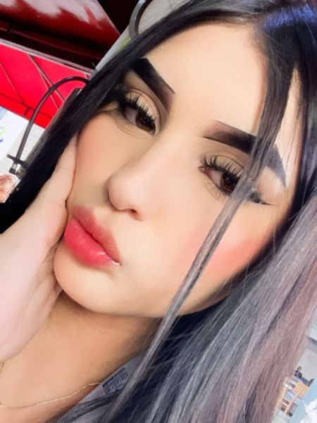 Very Hot Valeria
