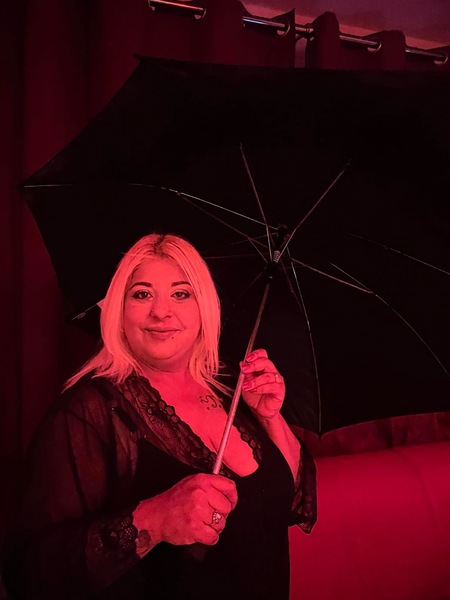 Viktoria - GANZ NEU!